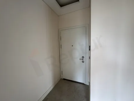 Modern 1+1 Residence in Ümraniye Istanbul Next to Metro Station