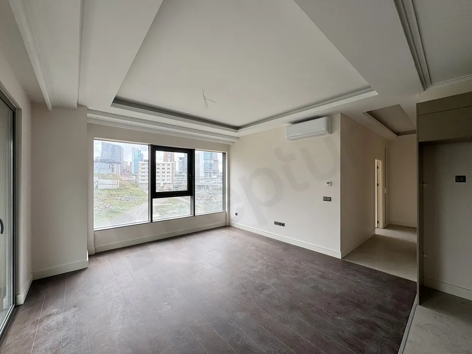 Modern 1+1 Residence in Ümraniye Istanbul Next to Metro Station