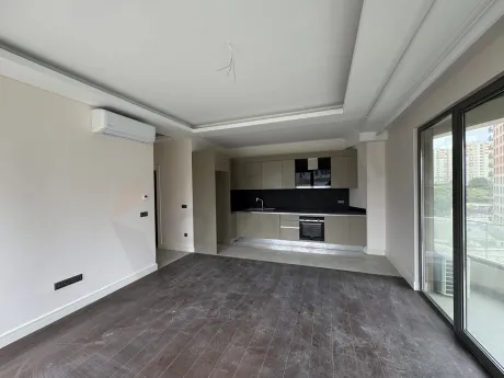 Modern 1+1 Residence in Ümraniye Istanbul Next to Metro Station