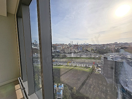 City view modern apartment in Sarıyer, Istanbul.