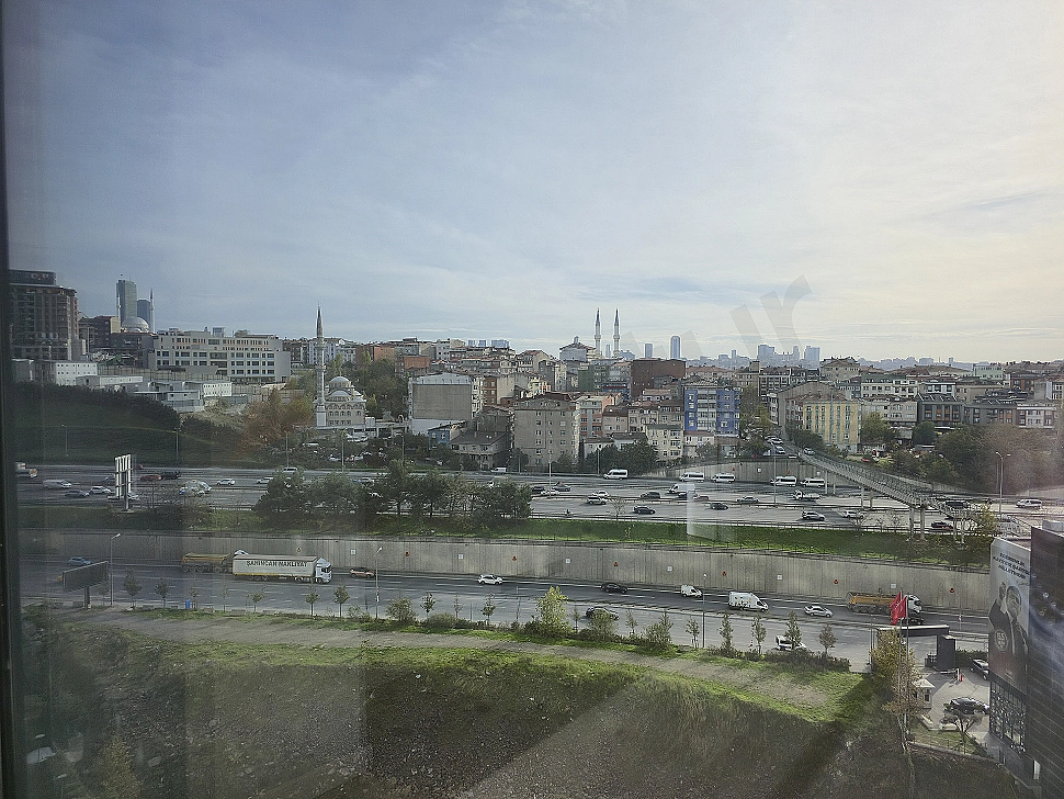 City view 1+1 apartment for sale in Sarıyer, Istanbul.