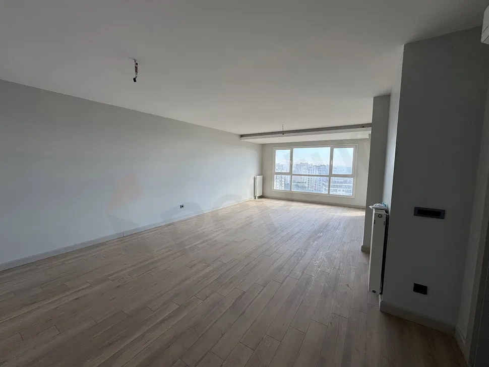 Spacious living room area of a modern and bright apartment in Beylikdüzü.