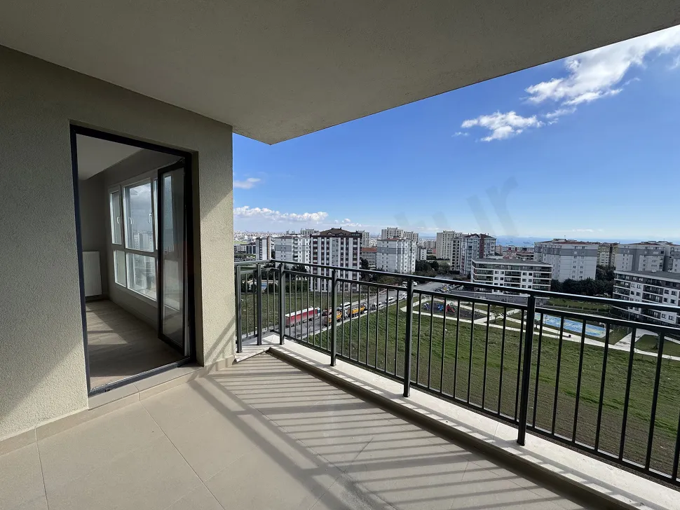 View of a spacious and modernly designed balcony of a luxury apartment in Beylikduzu.