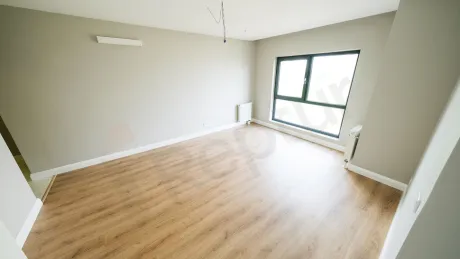 Image of a spacious and bright bedroom in a modern apartment in Basaksehir, Istanbul.