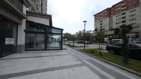 Landscaped garden and green area view of the shop for sale in Basaksehir