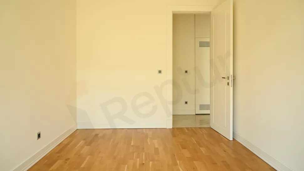 Luxury Beyoğlu Apartment for Sale with Indoor Pool and Top Facilities