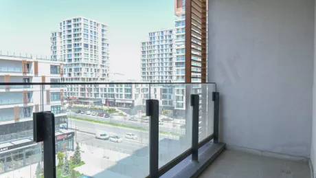Modern Başakşehir Apartment: New Building with Indoor Pool & Parking