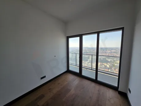 Sophisticated 2+1 Featuring a Private Balcony on the 44th Floor
