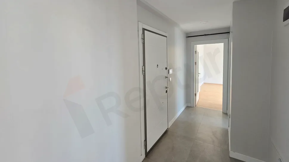Modern and spacious interior hallway of an apartment in Küçükçekmece, Istanbul.