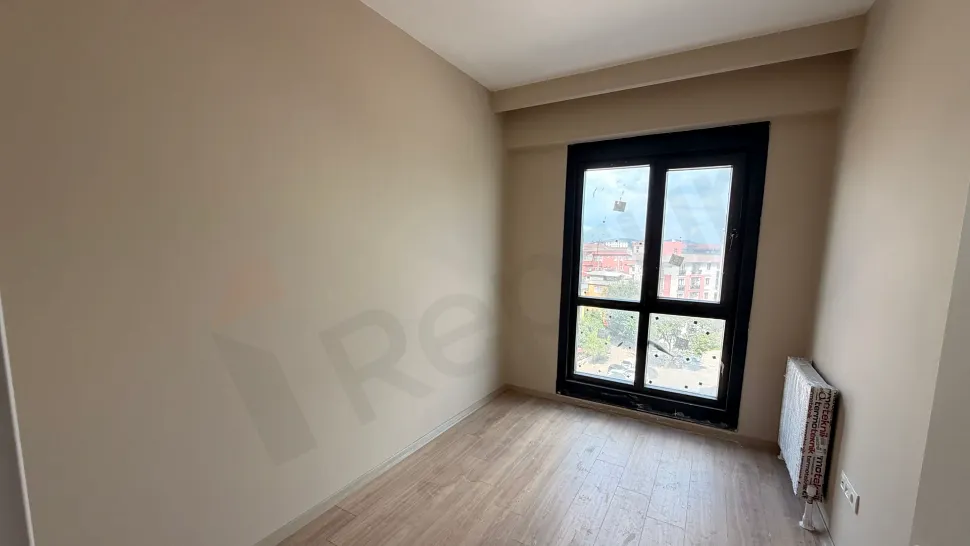 Bright bedroom image of a 3+1 apartment in a modern residence project in Pendik.