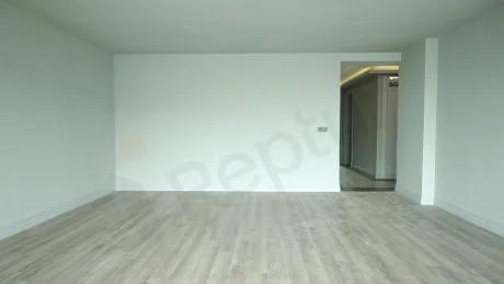 Spacious Esenyurt Apartment with Indoor Pool & Interest-Free Plan