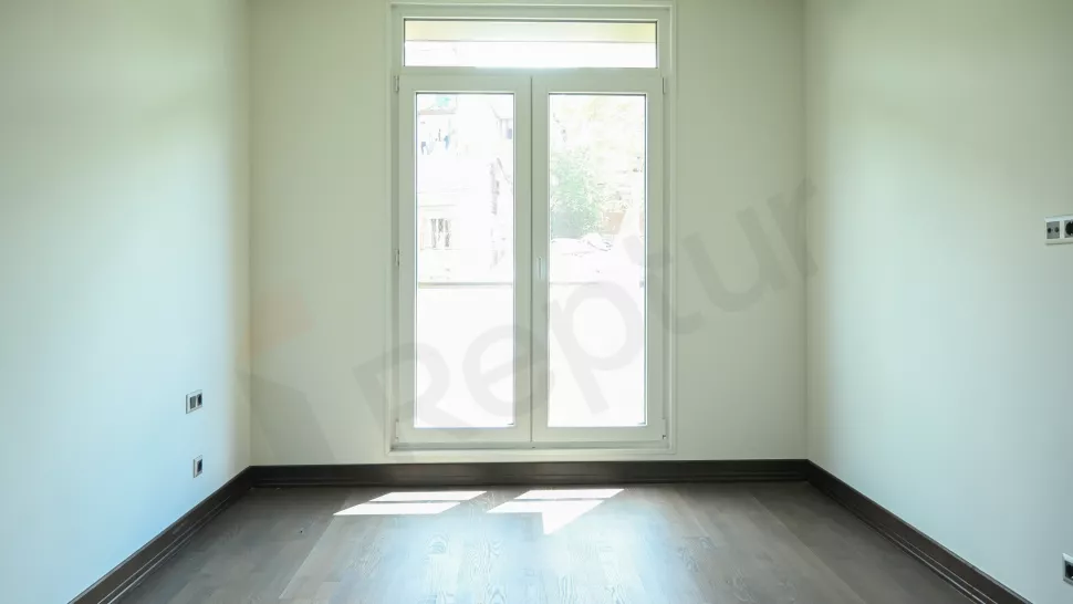 Spacious Beyoğlu Apartment with Indoor Pool & Luxury Amenities