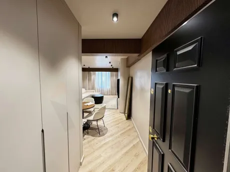 Accessible Urban Core: Furnished 2+1 in Besiktas Center