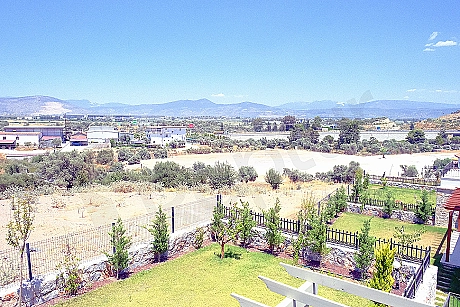 Image of villa with panoramic view.