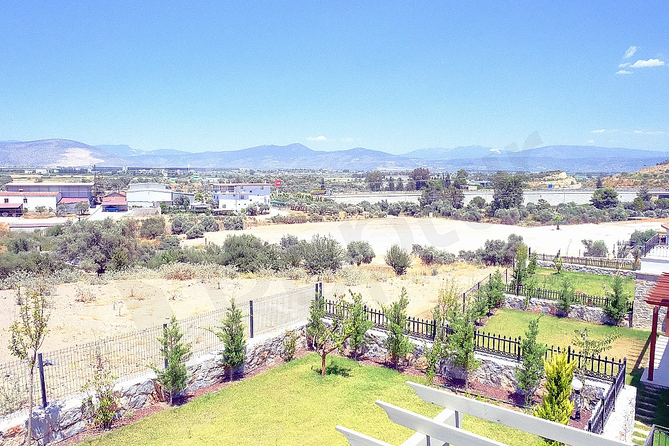 Image of villa with panoramic view.