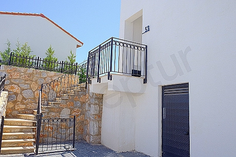 Entrance door detail of the villa.