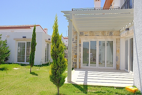 Authentic Stone House in Bodrum: Spacious 3+1 with Open Kitchen & Veranda