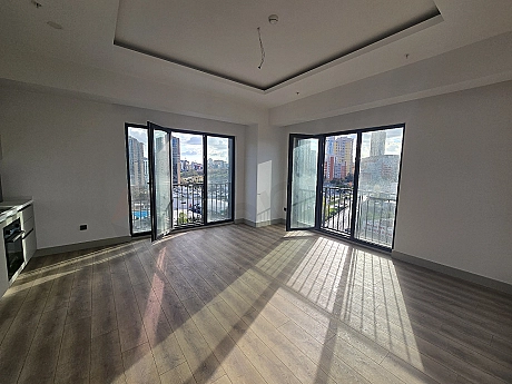 Image of a bright living room.