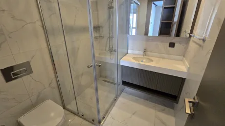 Beylikdüzü: 2+1 Apartment for Sale on 1st Floor in Yaşam Marina!