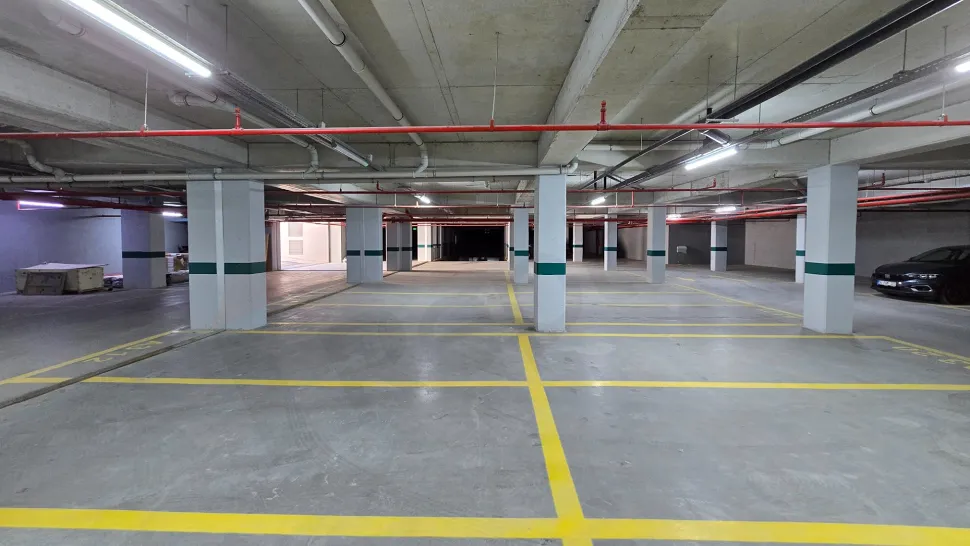 Beylikdüzü: 2+1 Apartment for Sale on 1st Floor in Yaşam Marina!