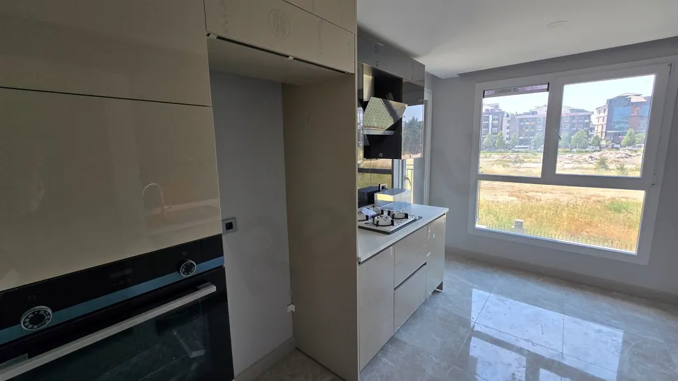 Bright 2+1 Apartment with Dual Balconies & Green City Views in Beylikdüzü