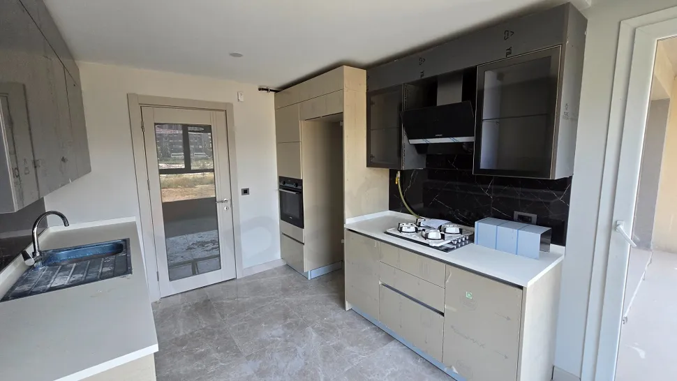 Bright 2+1 Apartment with Dual Balconies & Green City Views in Beylikdüzü