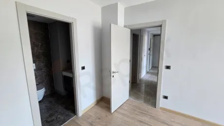 Bright 2+1 Apartment with Dual Balconies & Green City Views in Beylikdüzü
