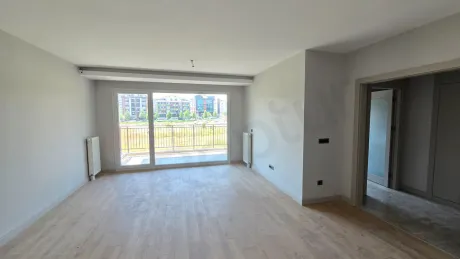 Bright 2+1 Apartment with Dual Balconies & Green City Views in Beylikdüzü