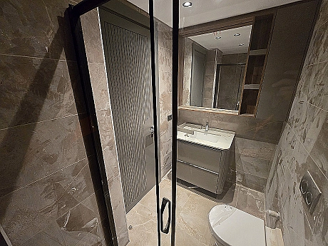 Image of a modern designed bathroom.