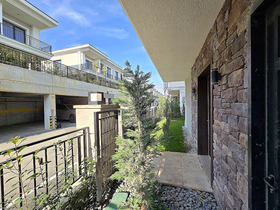 Image of a villa entrance door