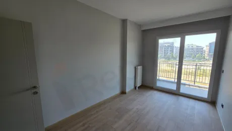 Double Balcony Luxury: Turnkey 2+1 with Scenic Vistas