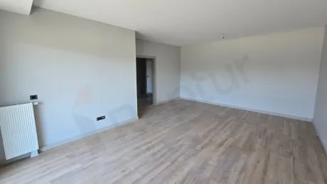 Double Balcony Luxury: Turnkey 2+1 with Scenic Vistas