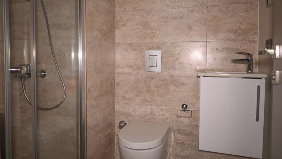 Luxury Eyüpsultan Duplex: Premium Site with Indoor Pool