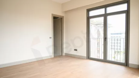 Luxury Eyüpsultan Duplex: Premium Site with Indoor Pool
