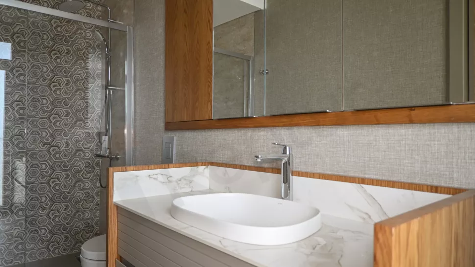 Luxury Eyüpsultan Duplex: Premium Site with Indoor Pool