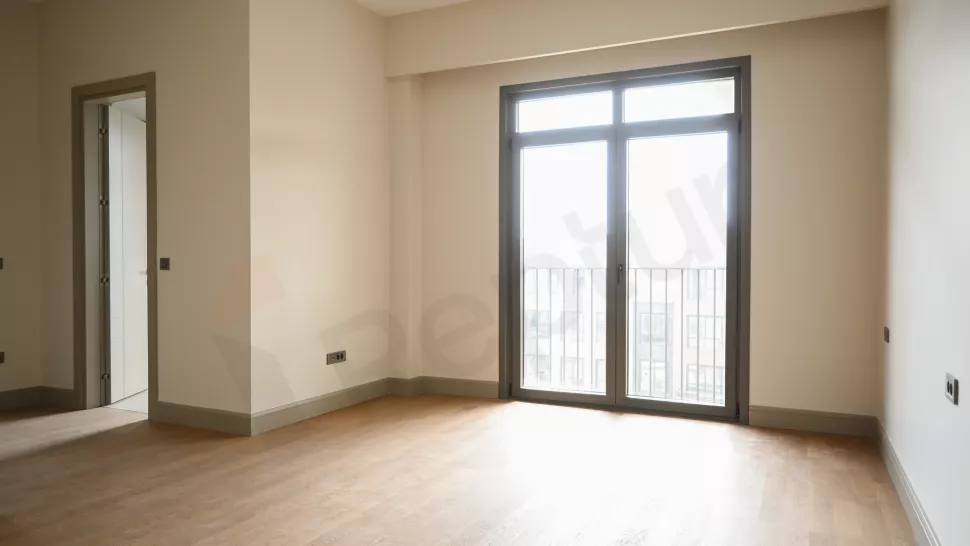 Luxury Eyüpsultan Duplex: Premium Site with Indoor Pool