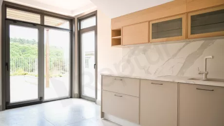 Luxury Eyüpsultan Duplex: Premium Site with Indoor Pool
