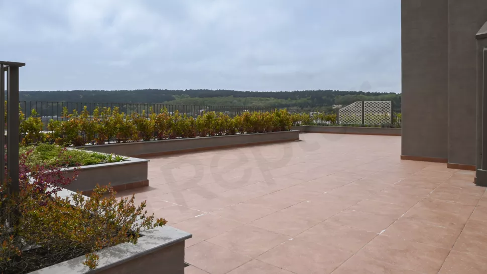 Luxury Eyüpsultan Duplex: Premium Site with Indoor Pool