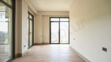 Luxury Eyüpsultan Duplex: Premium Site with Indoor Pool