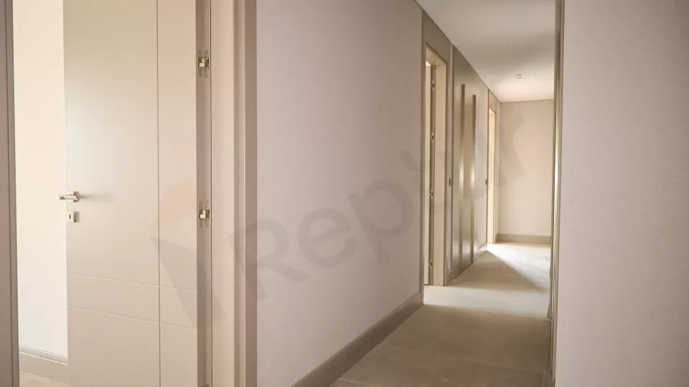 Luxury Eyüpsultan Duplex: Premium Site with Indoor Pool