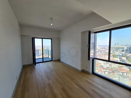 Elite 26th-Floor 1+1 Featuring a Balcony with Endless City Views