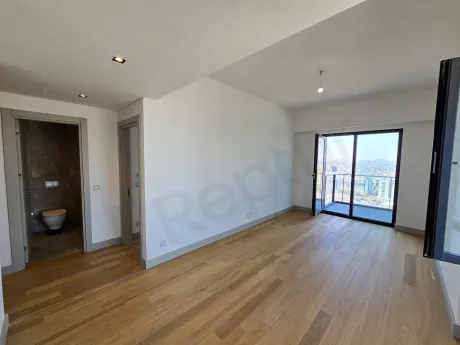 Modern and spacious living room area