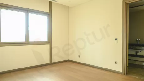 Luxury Seafront Apartment in Bakirkoy with Premium Amenities