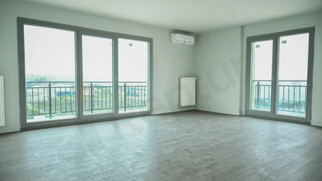 Modern Esenyurt Apartment in Istanbul with Indoor Pool & Security