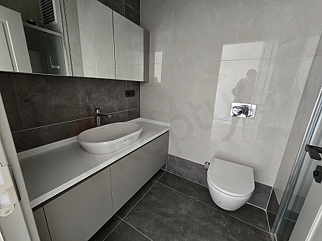 Modern bathroom interior of a duplex apartment in Ataşehir.