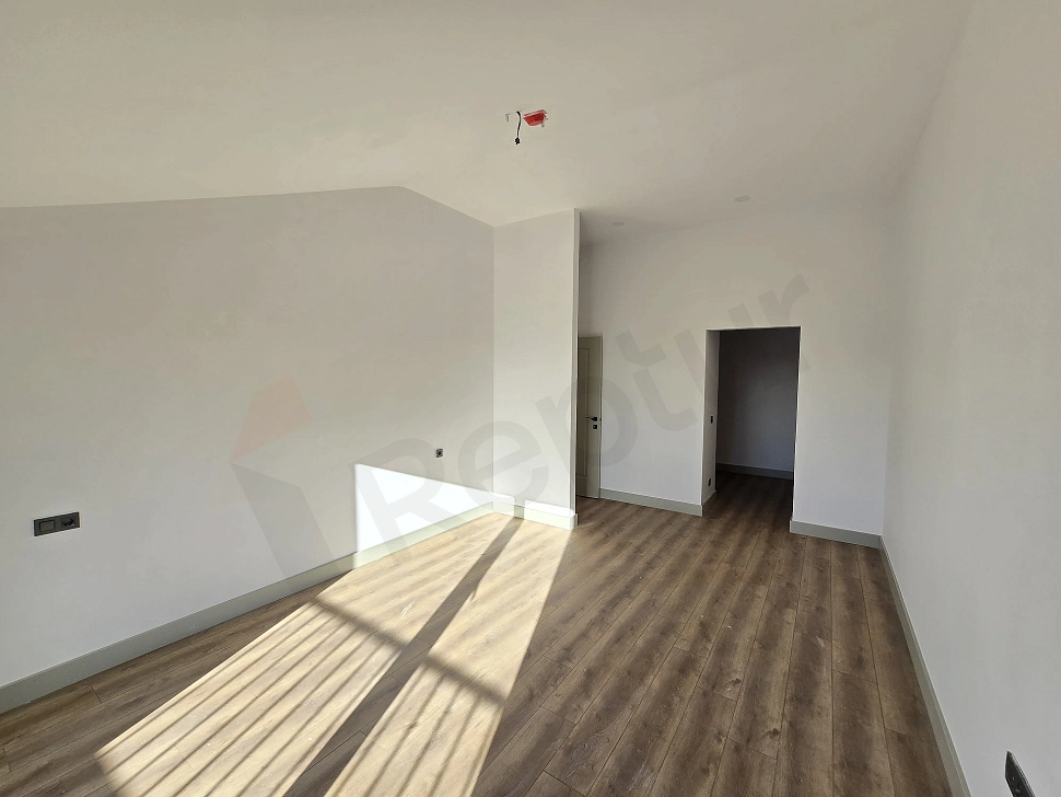 Bedroom image of a duplex apartment for sale in Ataşehir.