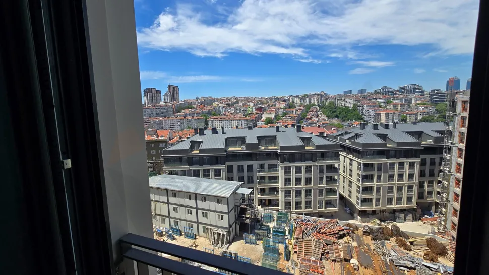 Expansive 3+1 Family Residence with an Independent Kitchen in Beşiktaş