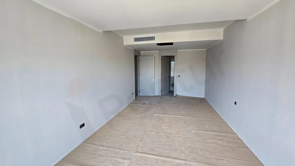 Expansive 3+1 Family Residence with an Independent Kitchen in Beşiktaş