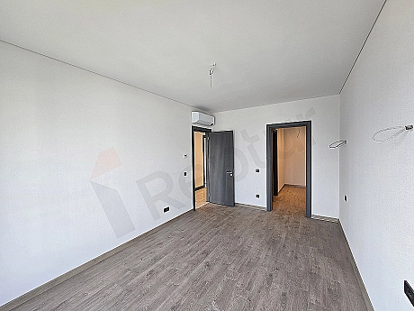 Bedroom view of unfurnished villa for sale in Başakşehir.