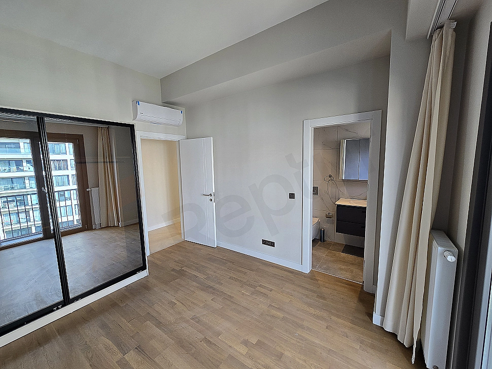 Image of a modern bedroom.